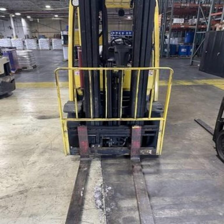 MONTACARGAS_HYSTER_2013_cc