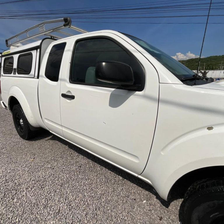 NISSAN FRONTIER 2017-JULIO (19)