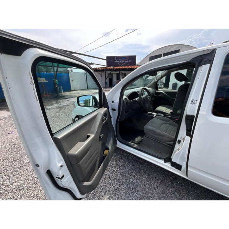 NISSAN FRONTIER 2017-JULIO (20)