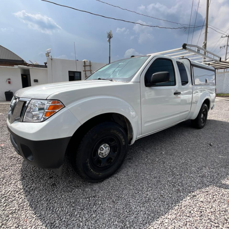 NISSAN FRONTIER 2017-JULIO (21)